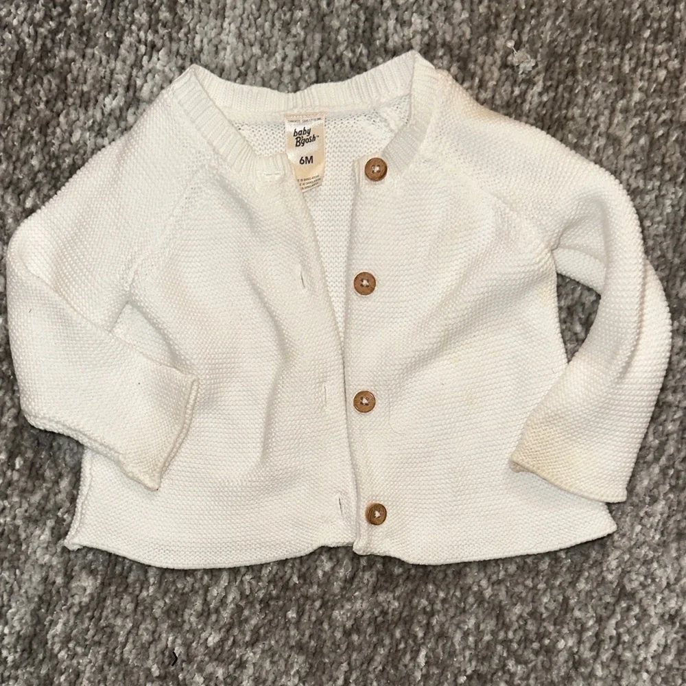 New/EUC girls Red Sweater & White cable knit Cardigan, Set 6/9 mo